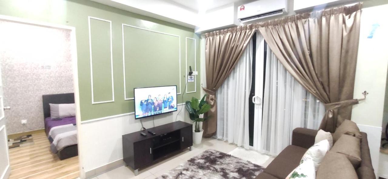 شقة Dperdana -Dinies Pool,Wifi, Centre Of Kota Bharu, 4-5 Pax المظهر الخارجي الصورة