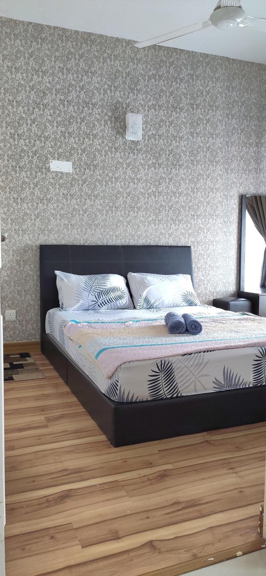 شقة Dperdana -Dinies Pool,Wifi, Centre Of Kota Bharu, 4-5 Pax المظهر الخارجي الصورة